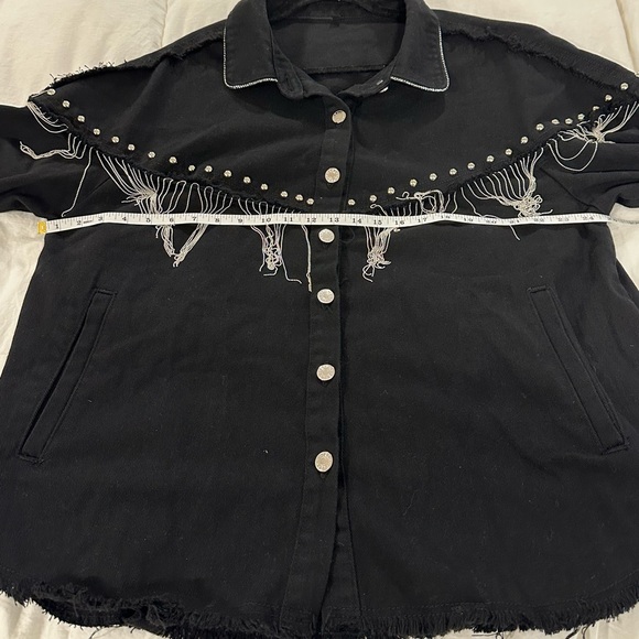 Chic Black Fringe Jean Jacket - Picture 5 of 7